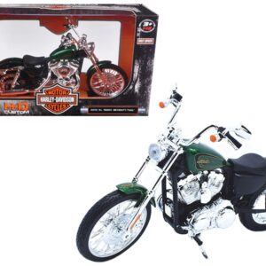 2013 Harley Davidson XL 1200V Seventy Two Green Motorcycle Model 1/12 by Maisto