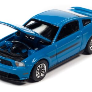 2012 Ford Mustang GT/CS Grabber Blue with Black Stripes “Modern Muscle” Limited Edition 1/64 Diecast Model Car by Auto World