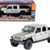 2021 Jeep Gladiator Overland (Closed Top) Pickup Truck Silver Metallic 1/24-1/27 Diecast Model Car by Motormax