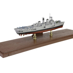 British HMS Invincible (R05) Aircraft Carrier Full-Hull Edition “Falklands War” (1982) British Royal Navy “Battleship” Series 1/700 Diecast Model by Metal Proud